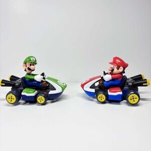 Two Mario Kart Spin Out Racer Toy Nintendo JAKKS 2020 5‎ Inches Mario Racing
